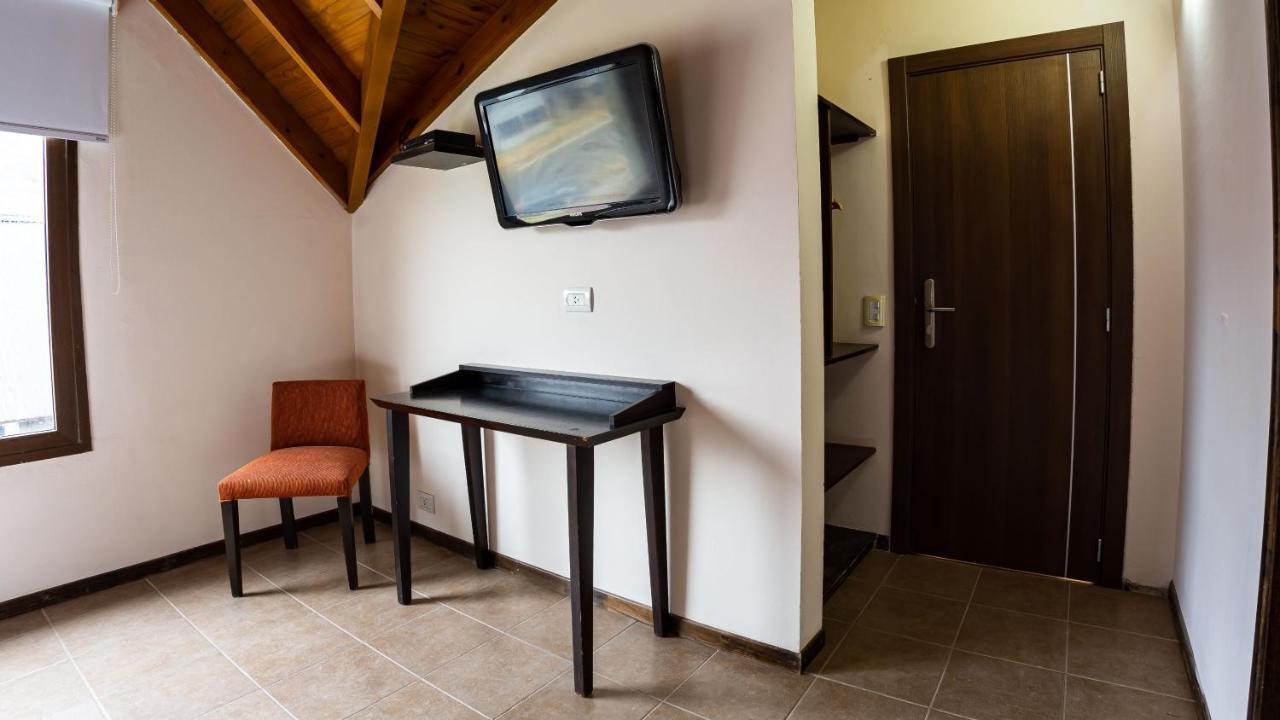Hotel Poincenot El Chaltén Zewnętrze zdjęcie